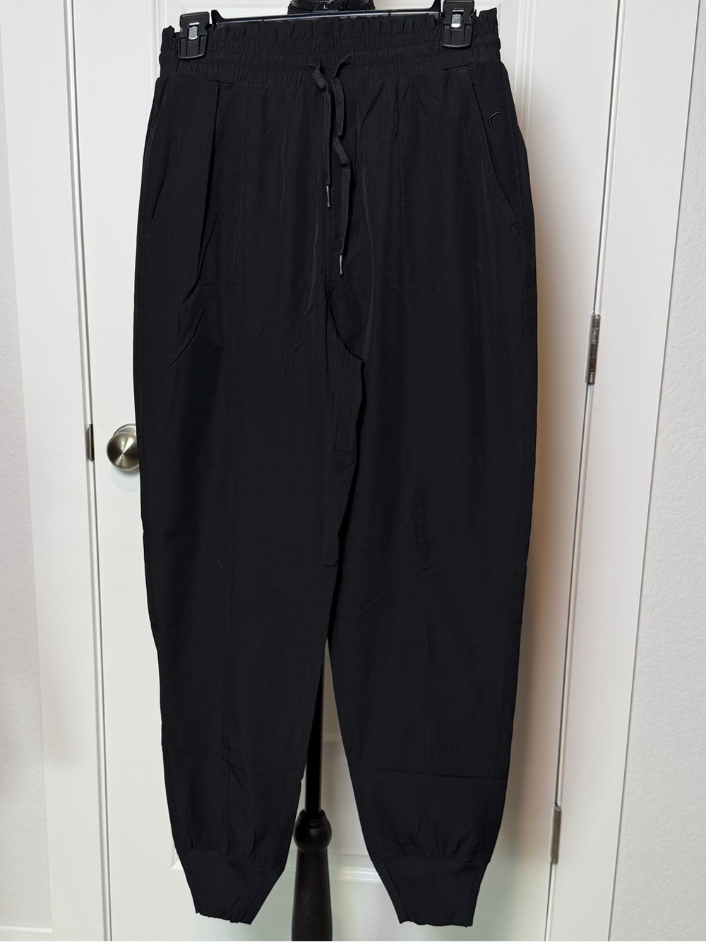 Zyia Activewear Women’s Black Jogger Pants Size Large Drawstring Stretch